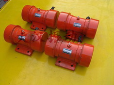 YZS振動電機(jī):激振能力強(qiáng)，拆卸方便。